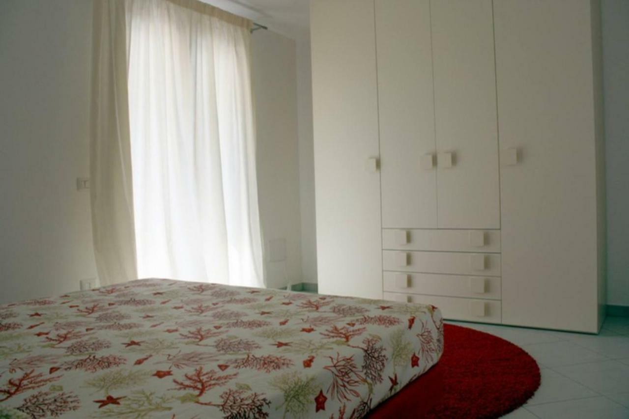 Casa Ludovica A Porto Pinoヴィラ エクステリア 写真